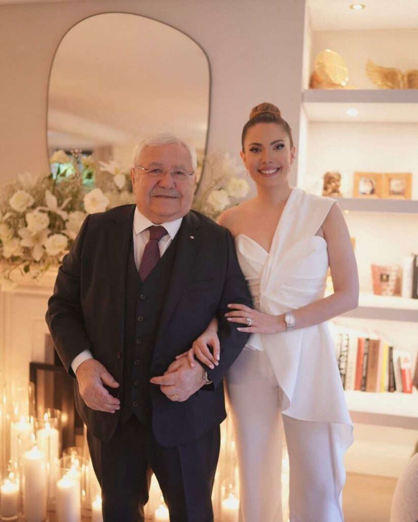 eda ece with her father yildiz