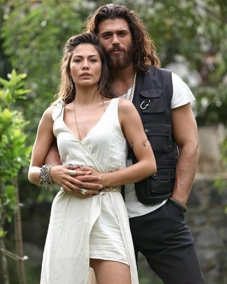demet ozdemir and can yaman in couple 